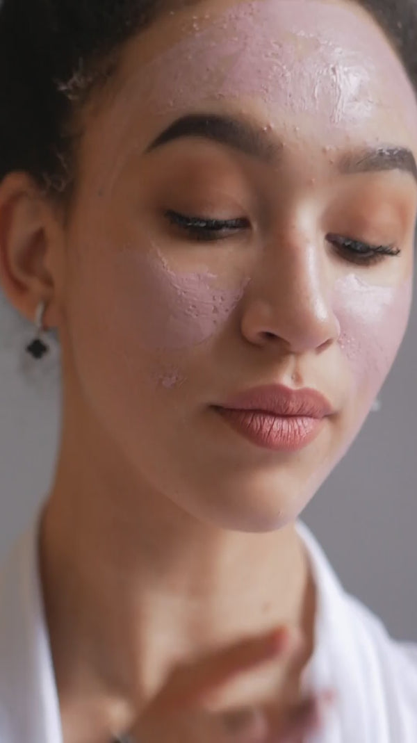 Lifting face mask